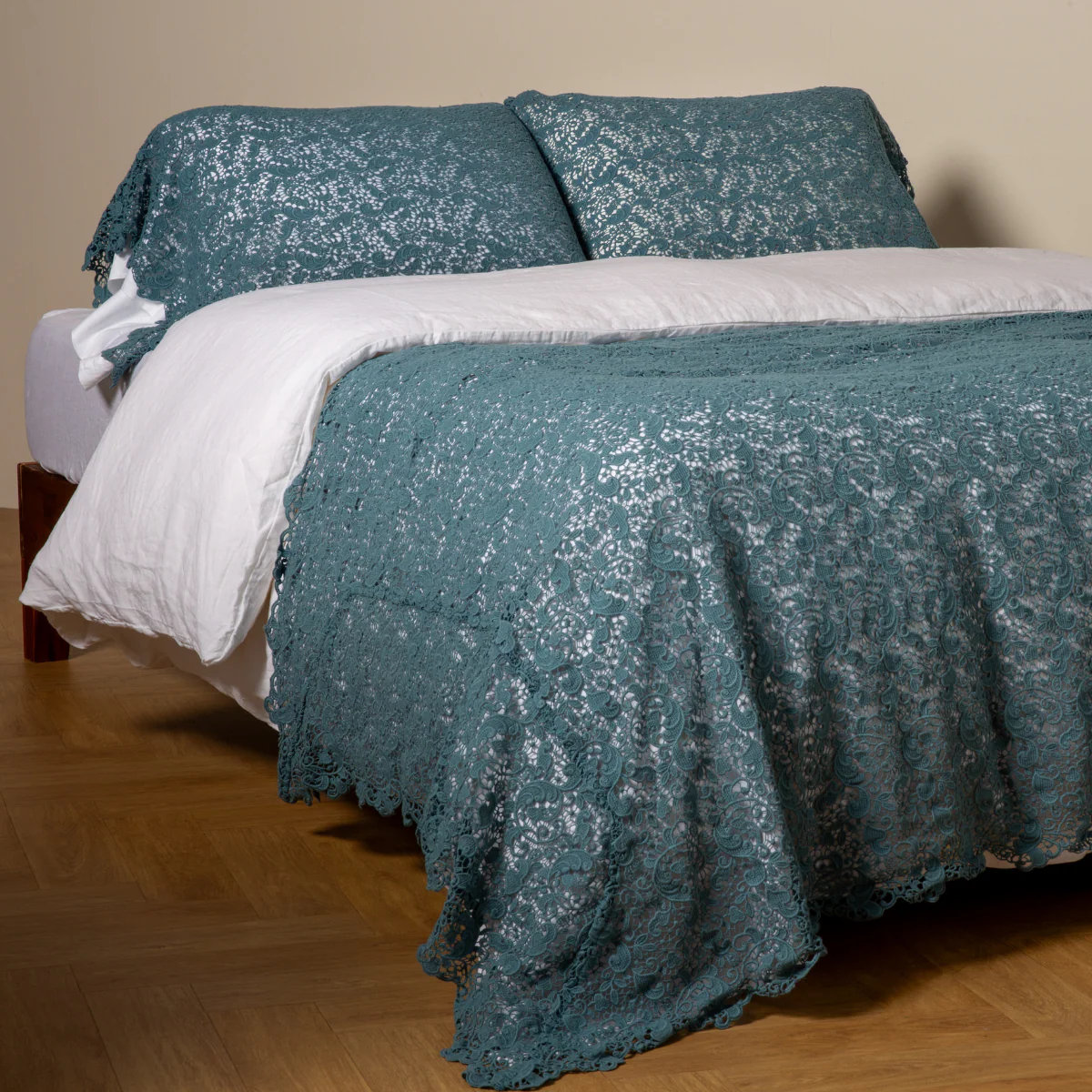 Allora Bed Scarf - Image 19