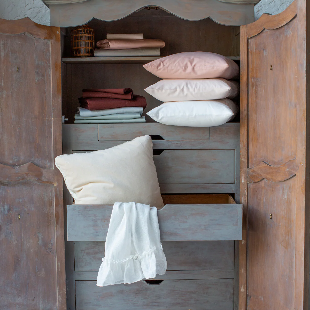 Bria Fitted Sheet - Image 4