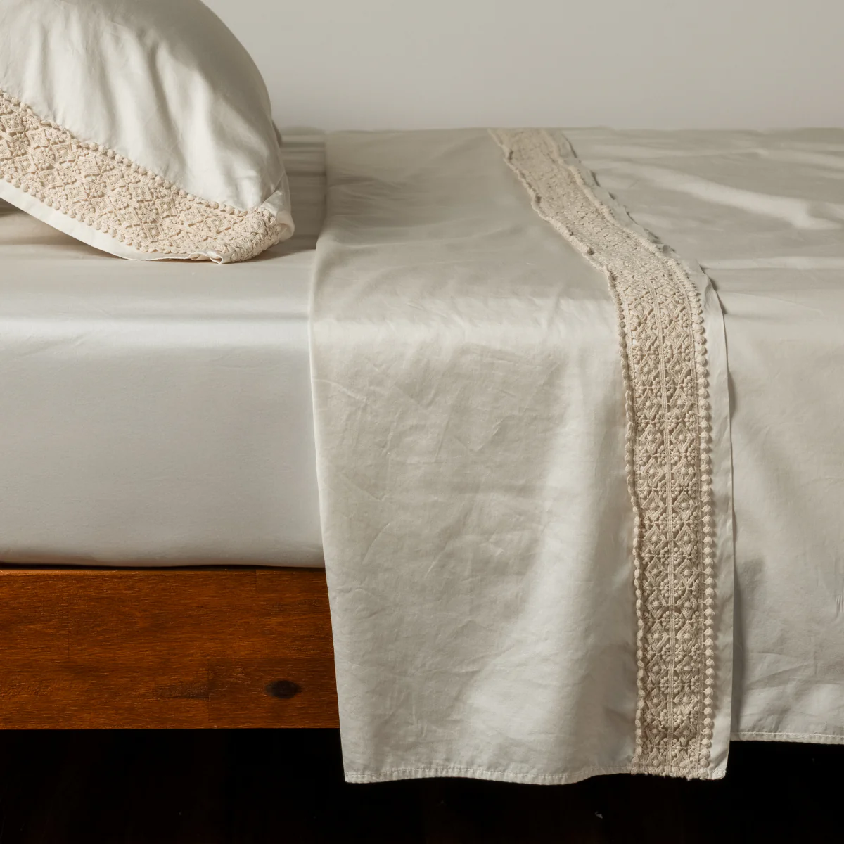 Bria Flat Sheet - Image 28