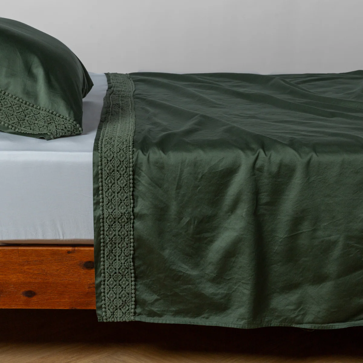 Bria Flat Sheet - Image 41