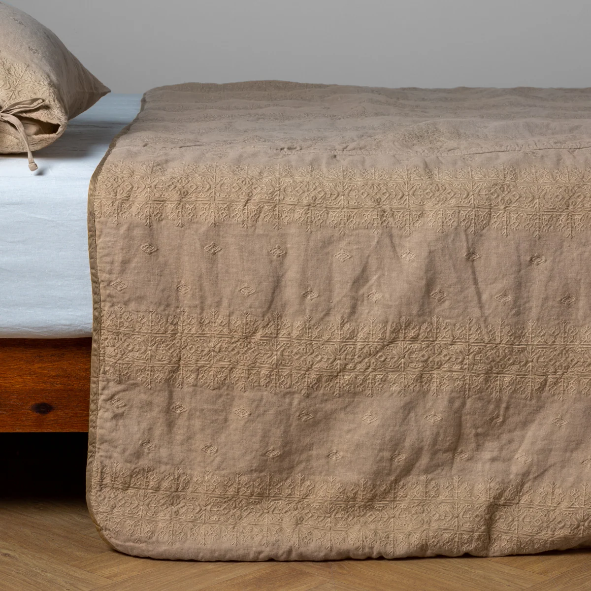 Ines Bedspread - Image 11