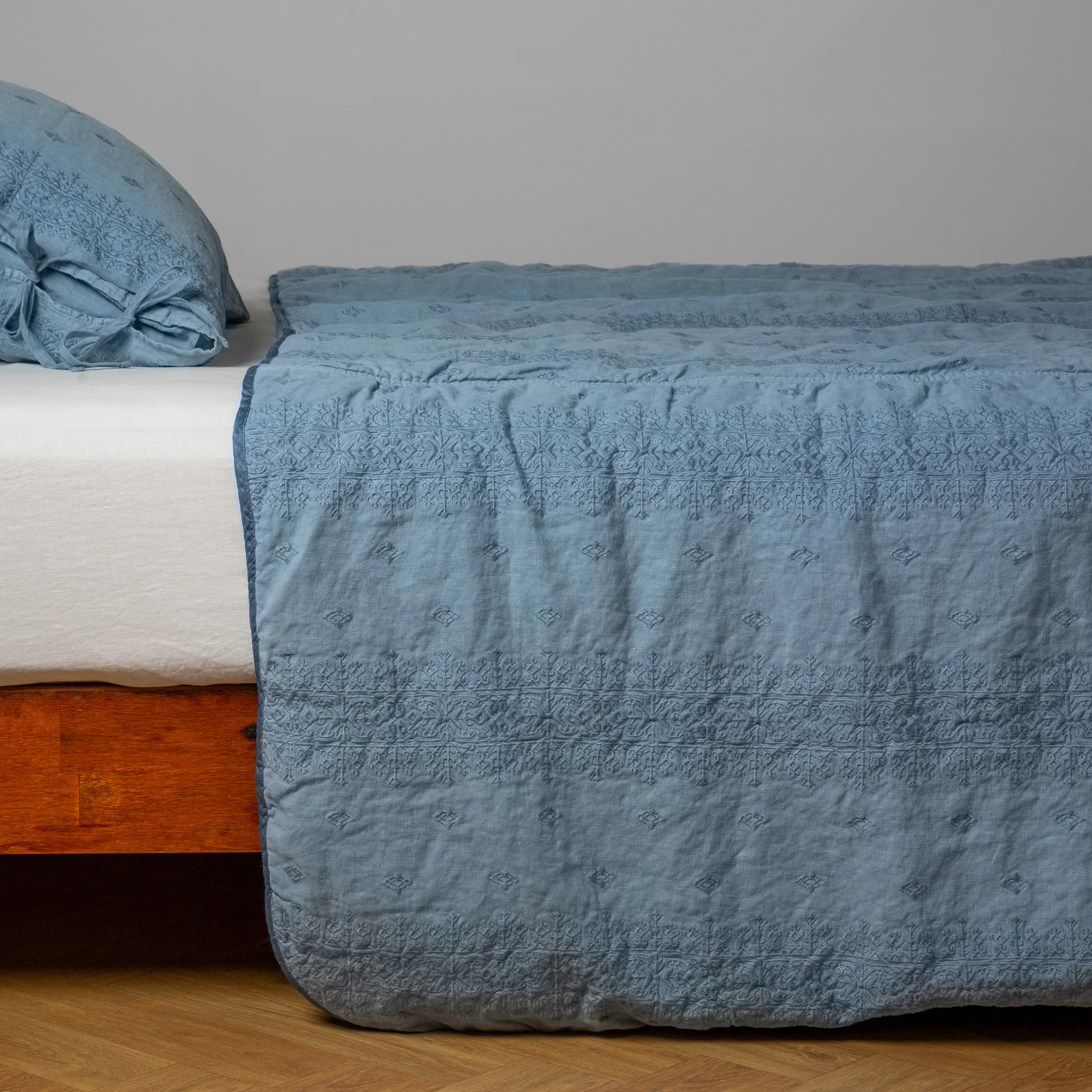 Ines Bedspread - Image 22