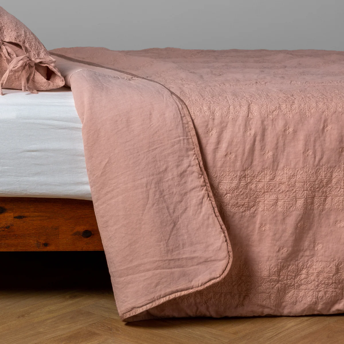 Ines Bedspread - Image 31
