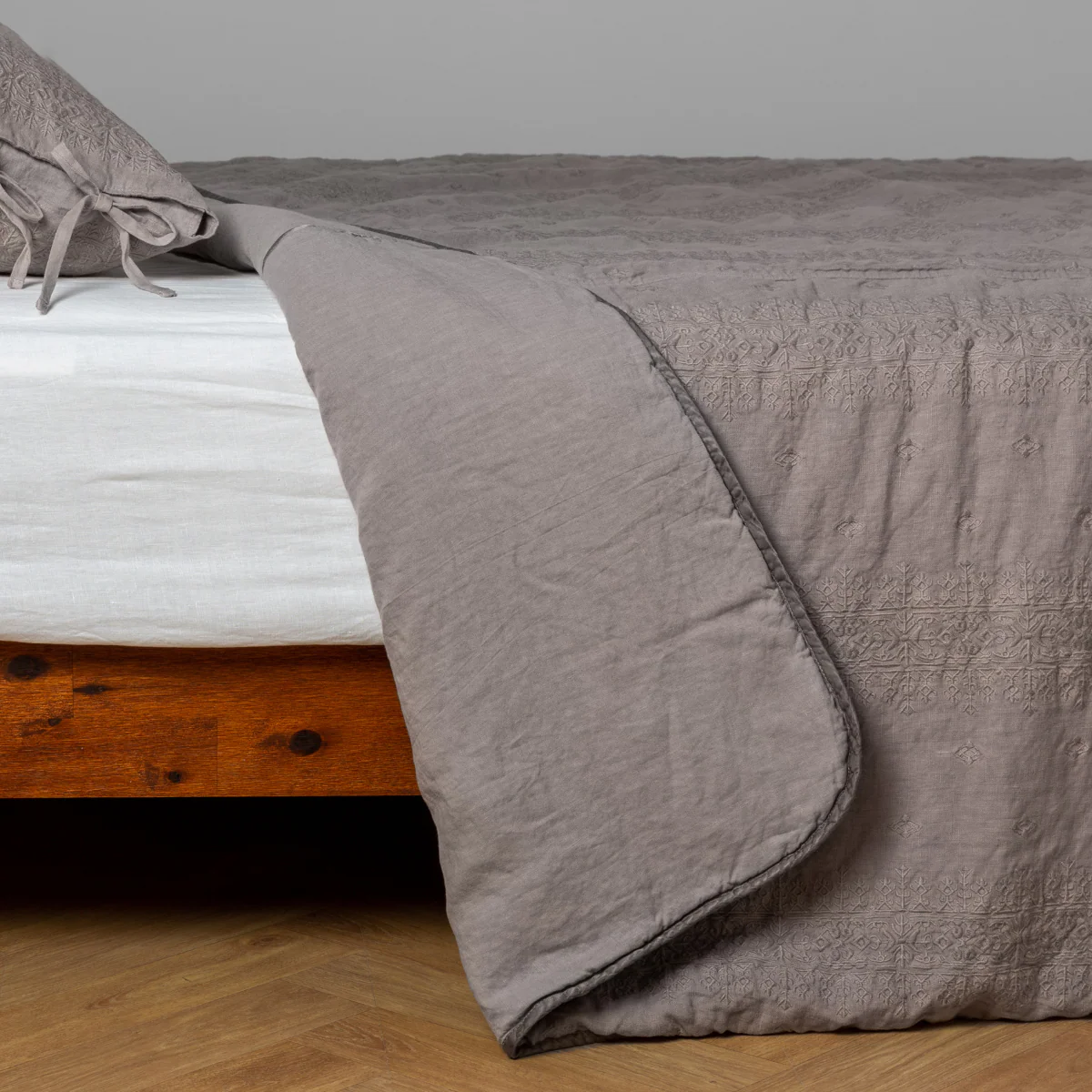 Ines Bedspread - Image 35