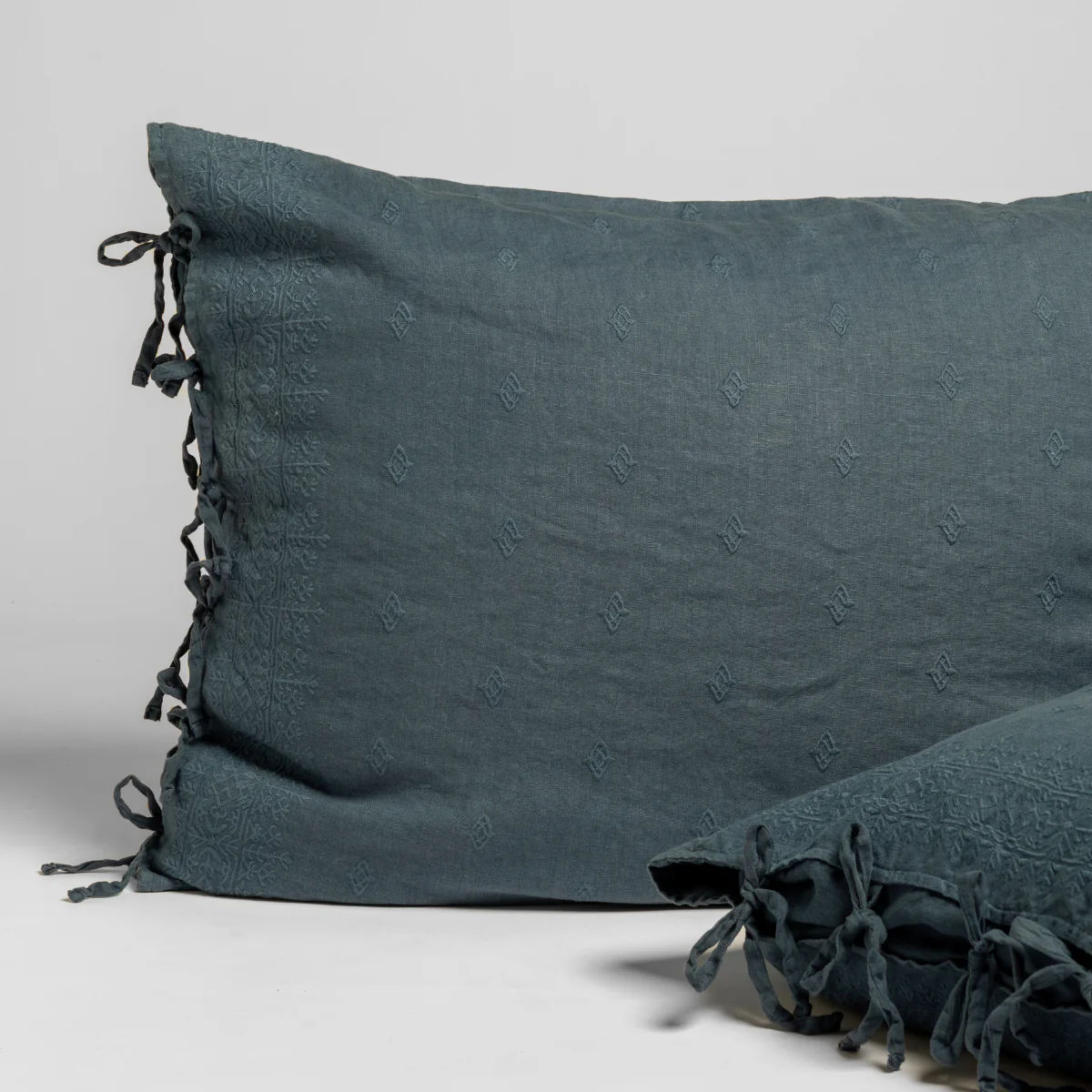 Ines Sham - Image 14