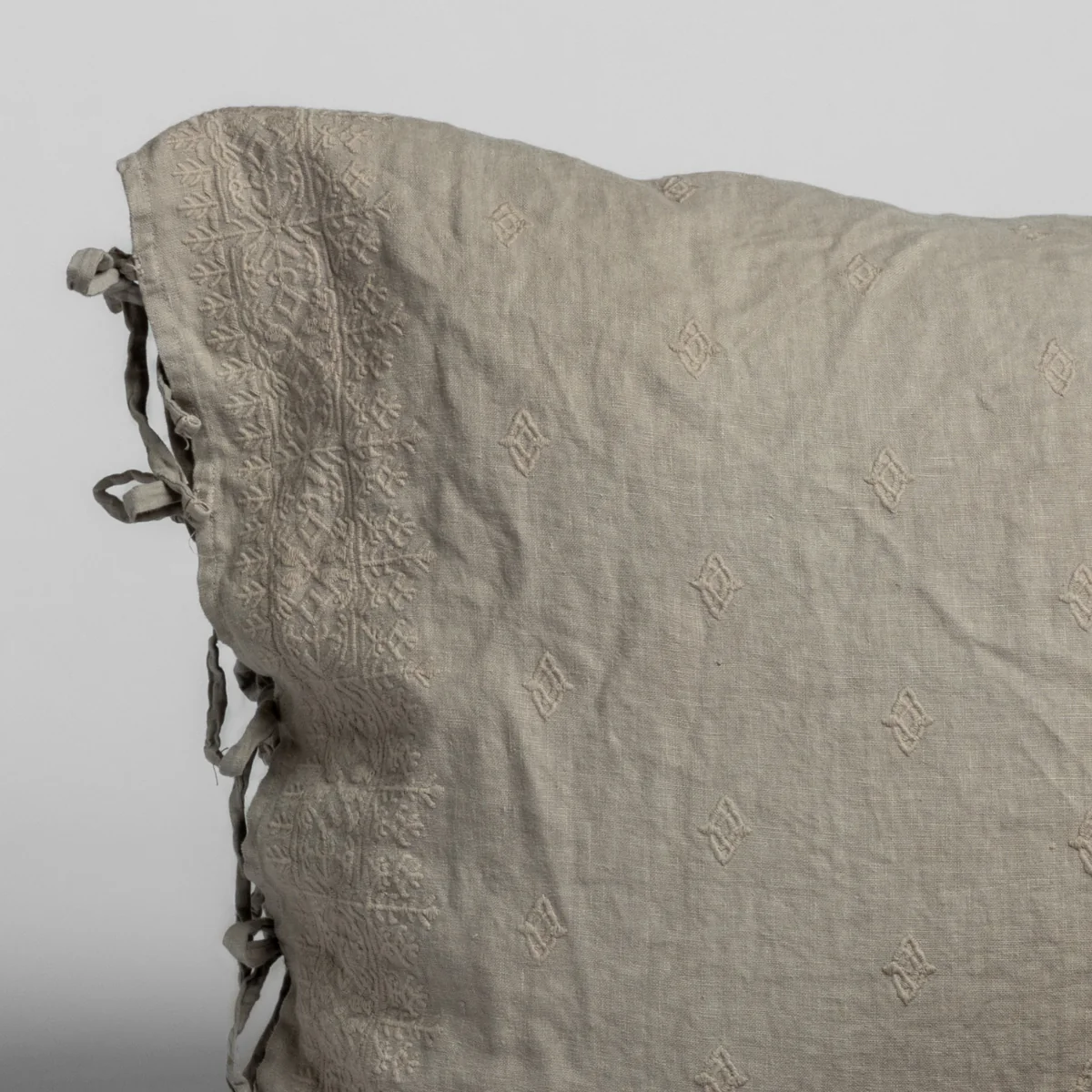 Ines Sham - Image 19