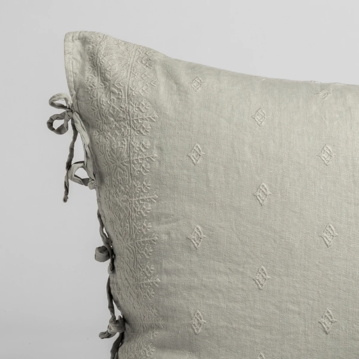 Ines Sham - Image 20