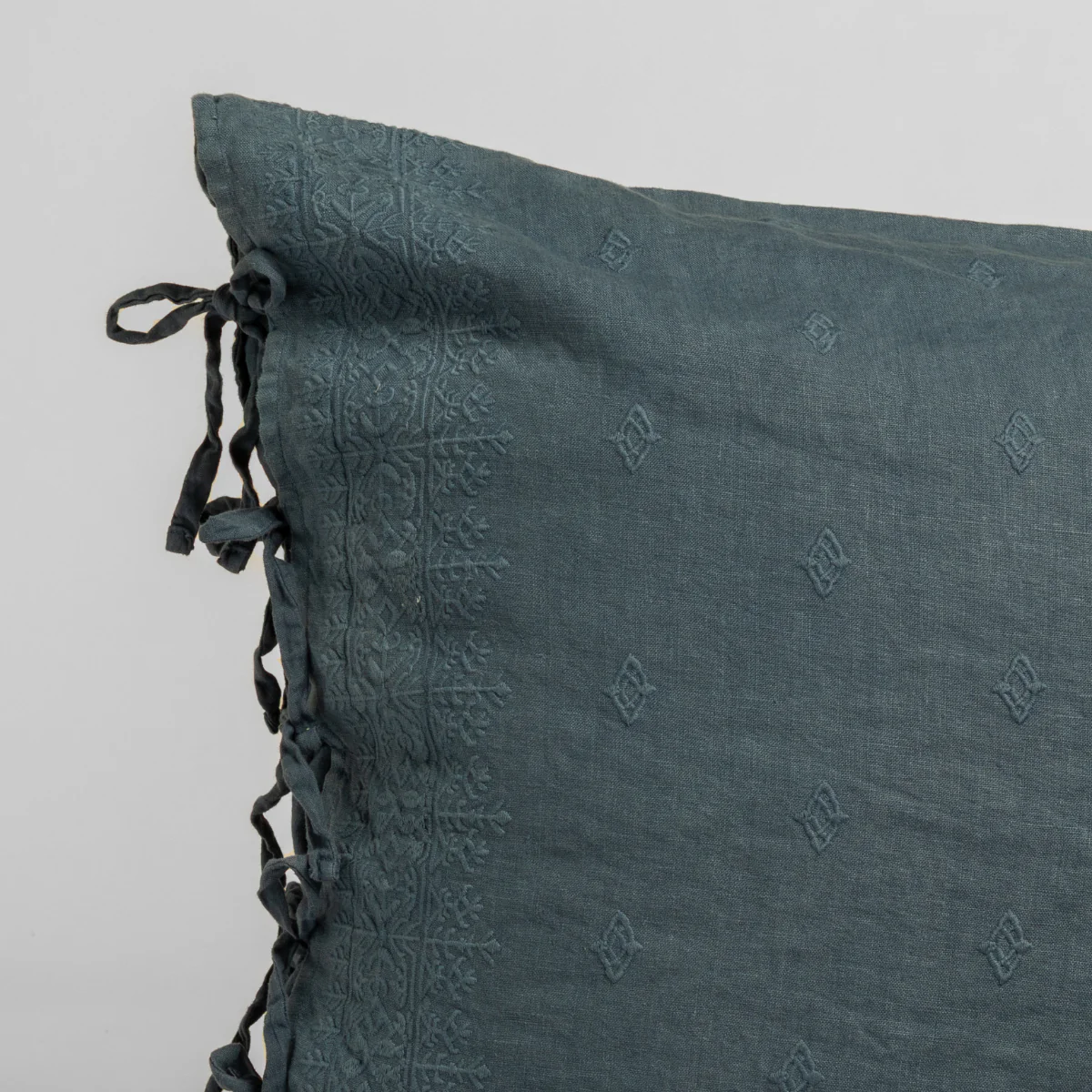 Ines Sham - Image 23