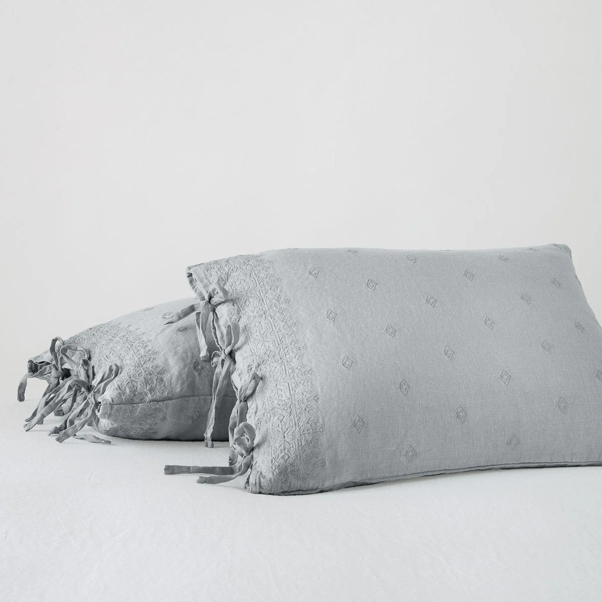 Ines Sham - Image 5
