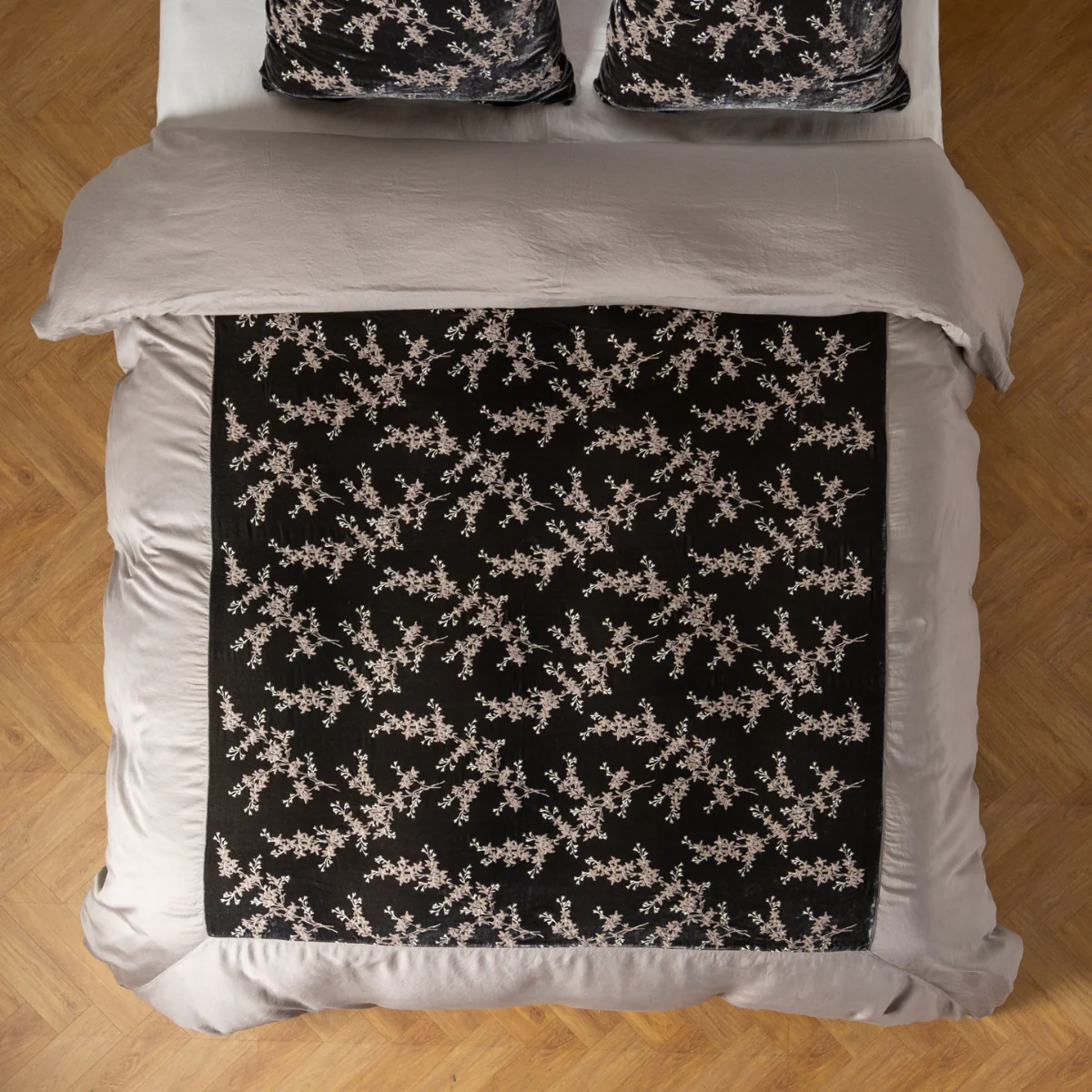 Lynette Luxe Duvet Cover - Image 15