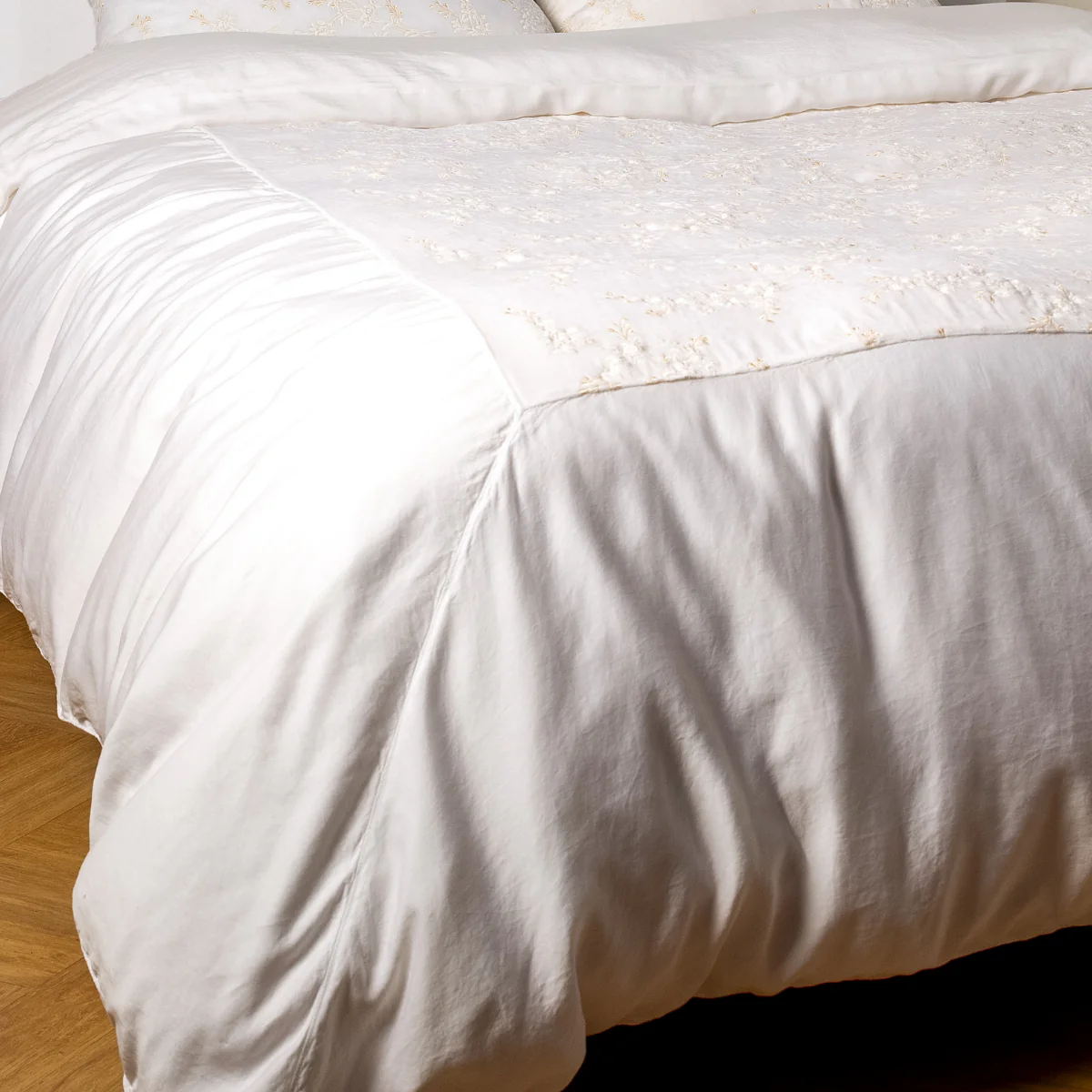 Lynette Luxe Duvet Cover - Image 37