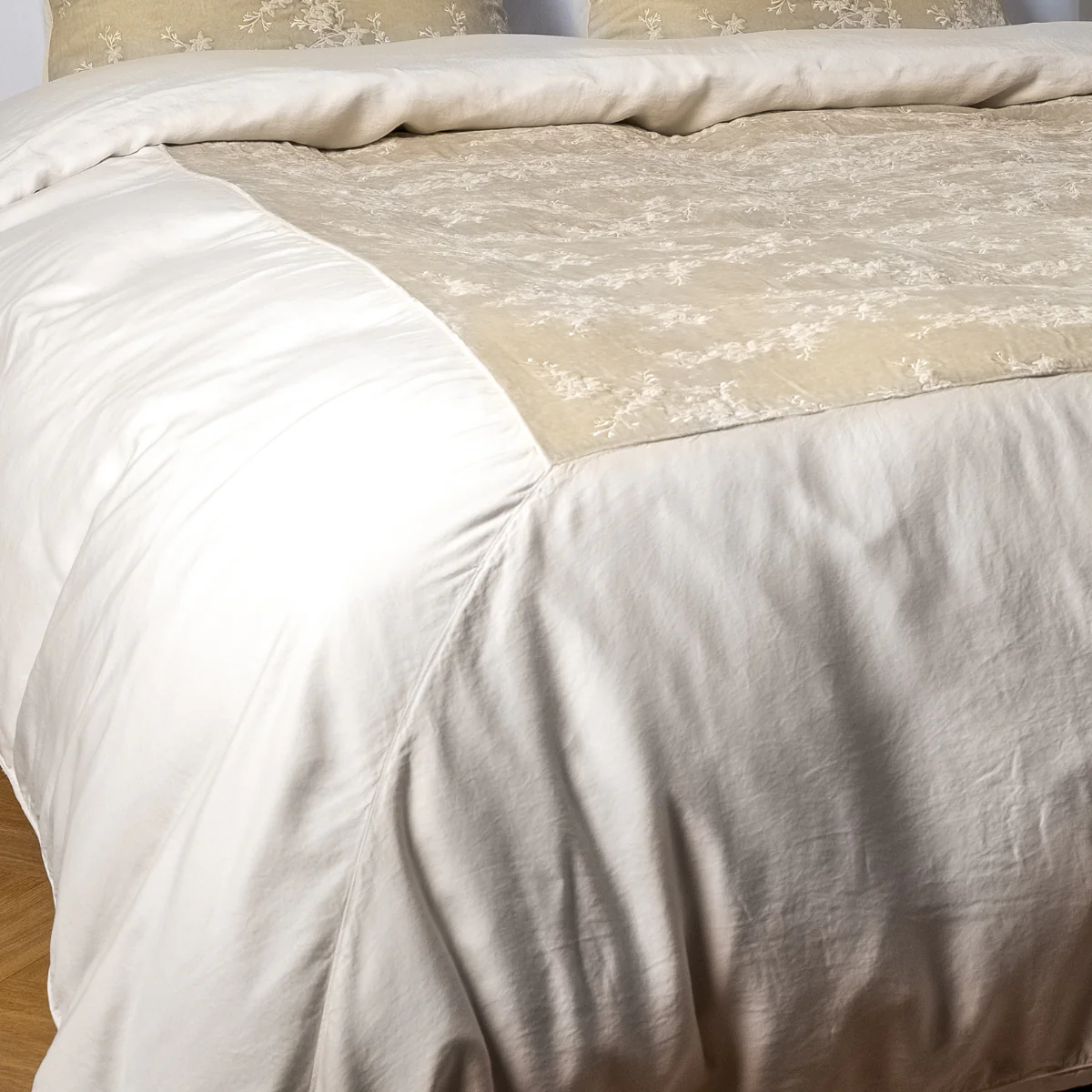 Lynette Luxe Duvet Cover - Image 39