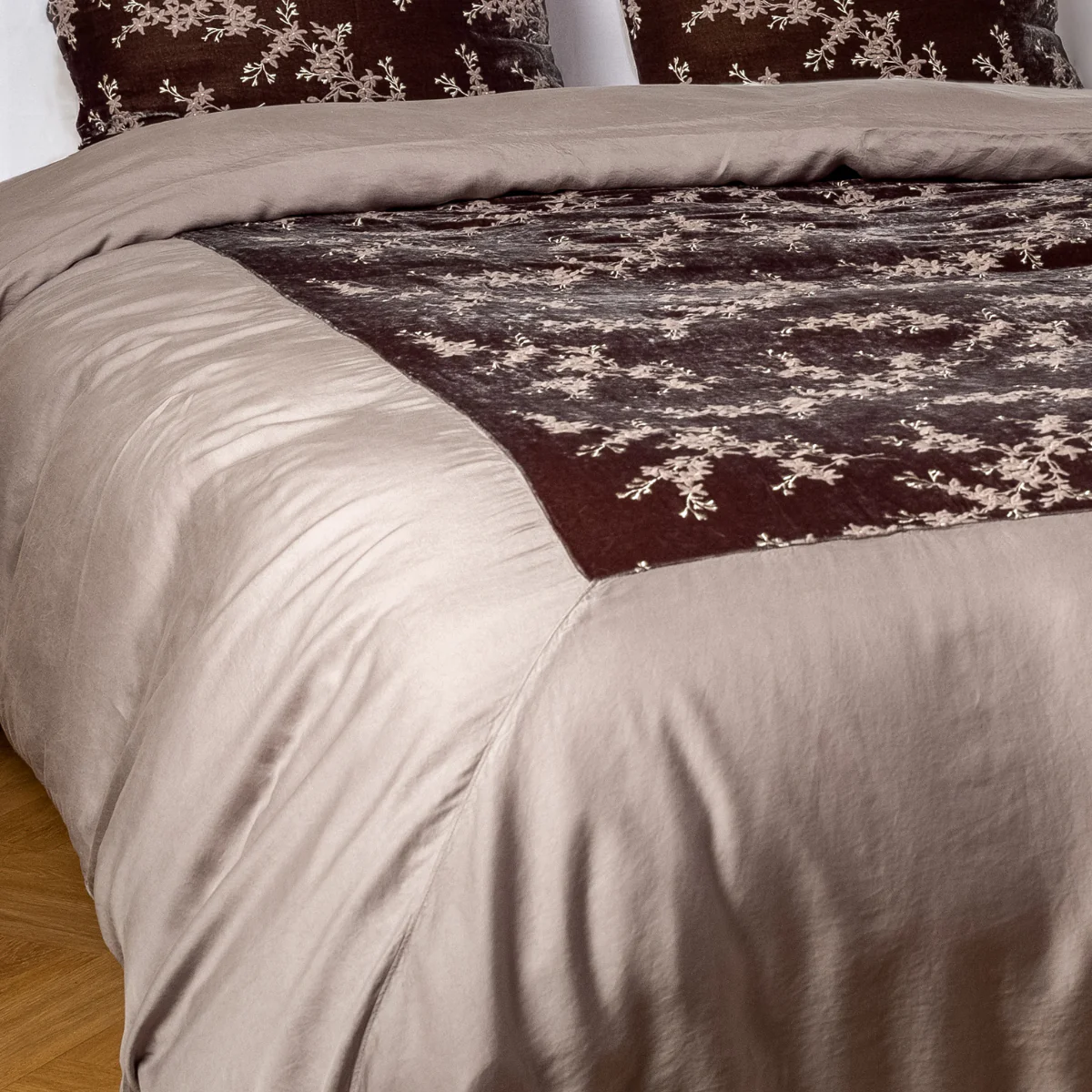 Lynette Luxe Duvet Cover - Image 45