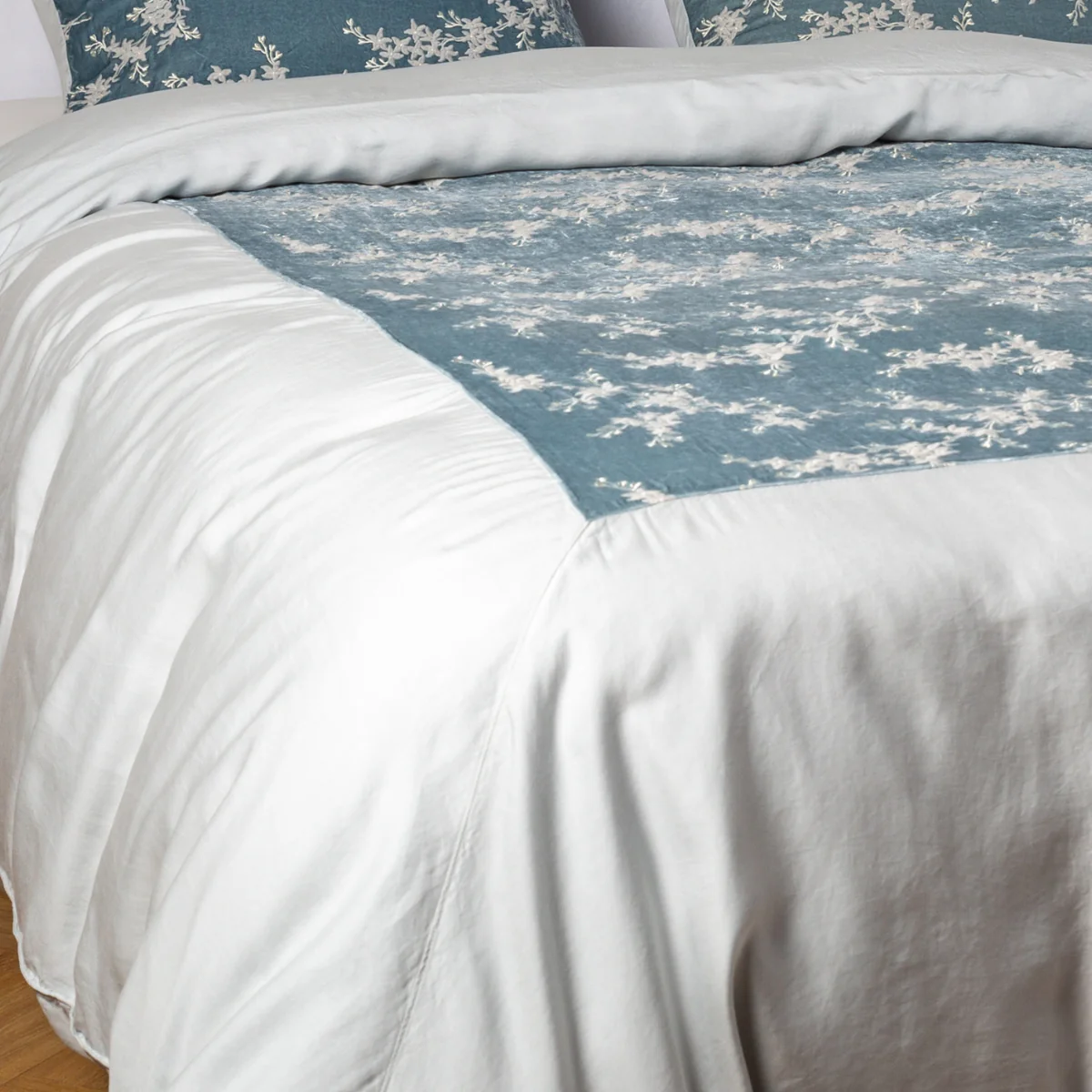 Lynette Luxe Duvet Cover - Image 46