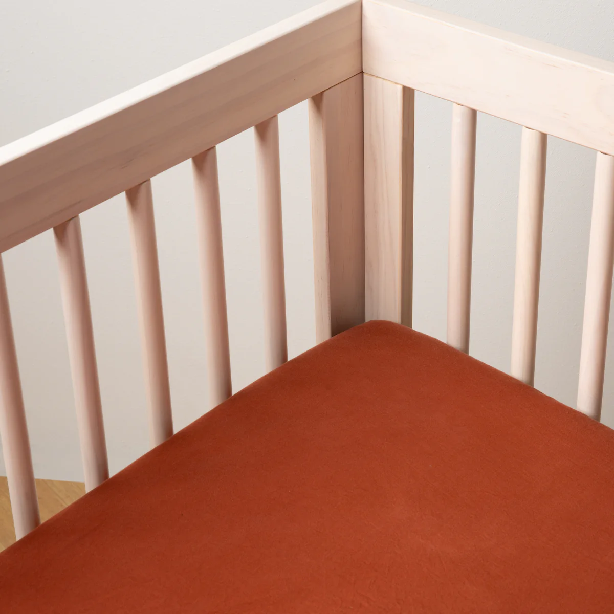 Madera Luxe Crib Sheet - Image 11