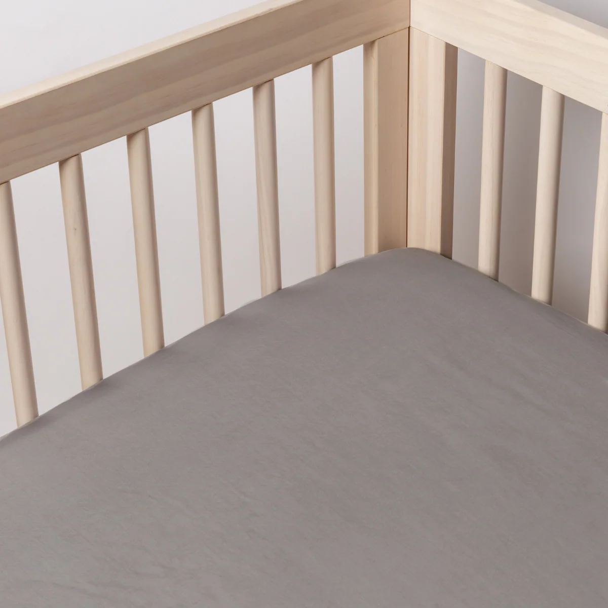 Madera Luxe Crib Sheet - Image 12