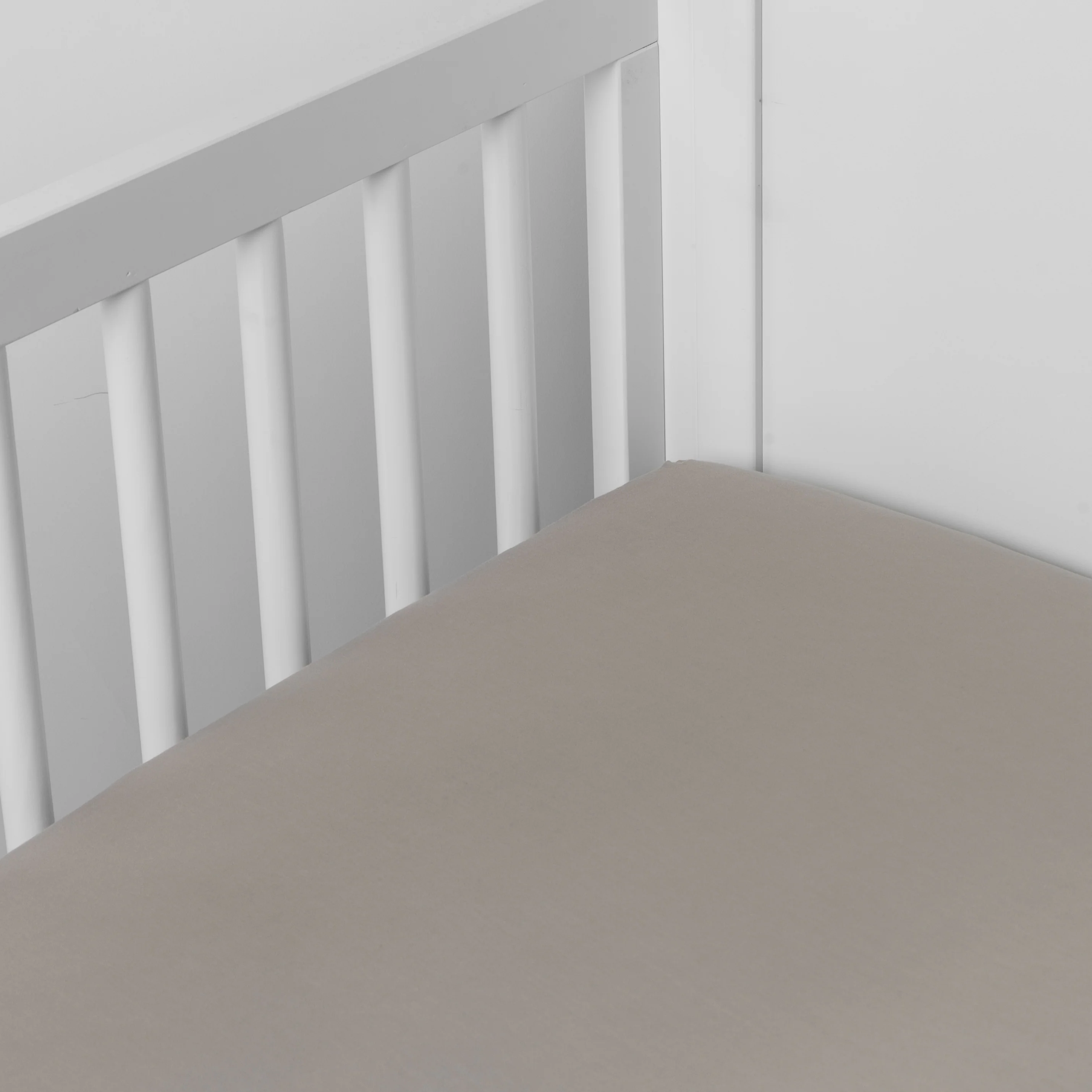 Madera Luxe Crib Sheet - Image 13