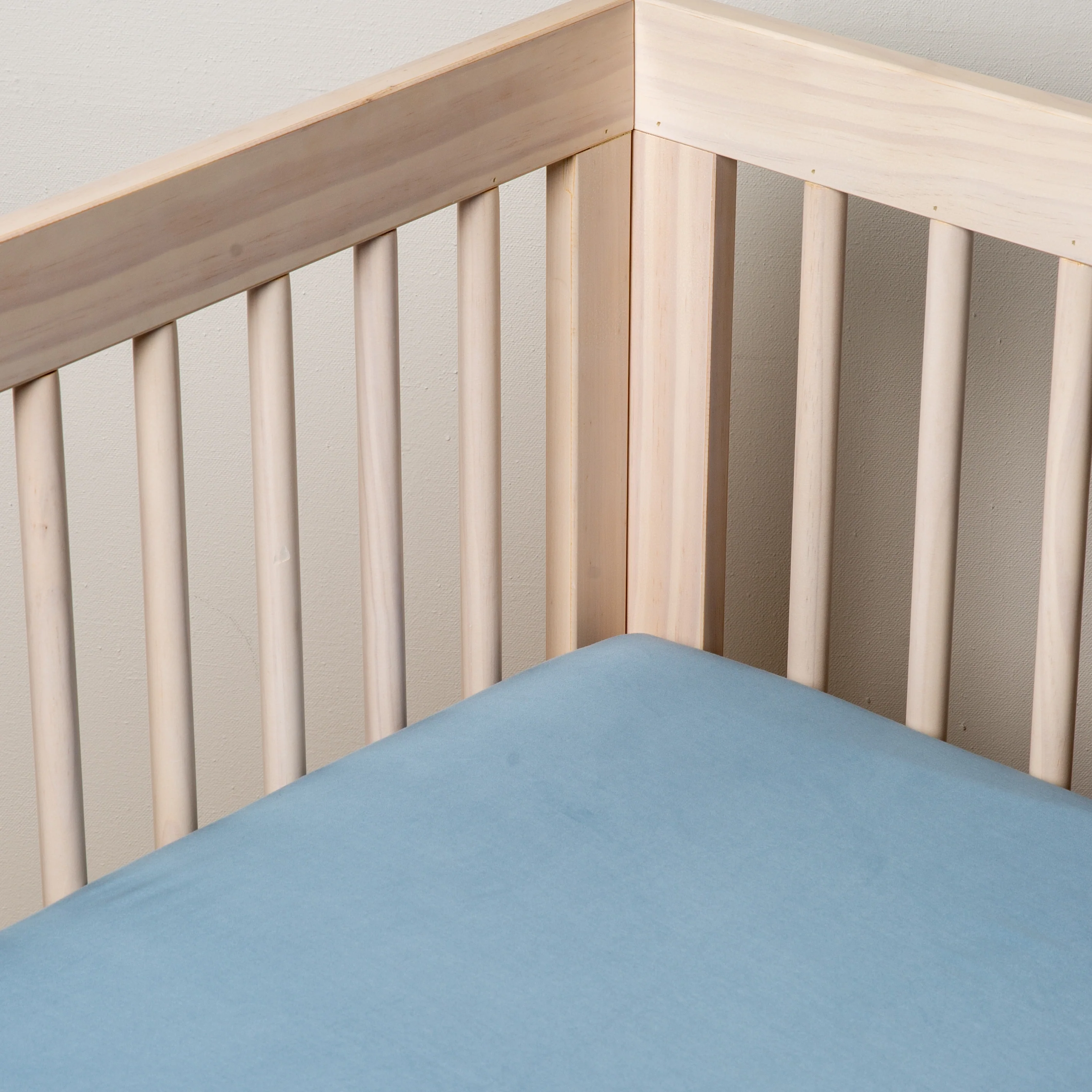 Madera Luxe Crib Sheet - Image 17