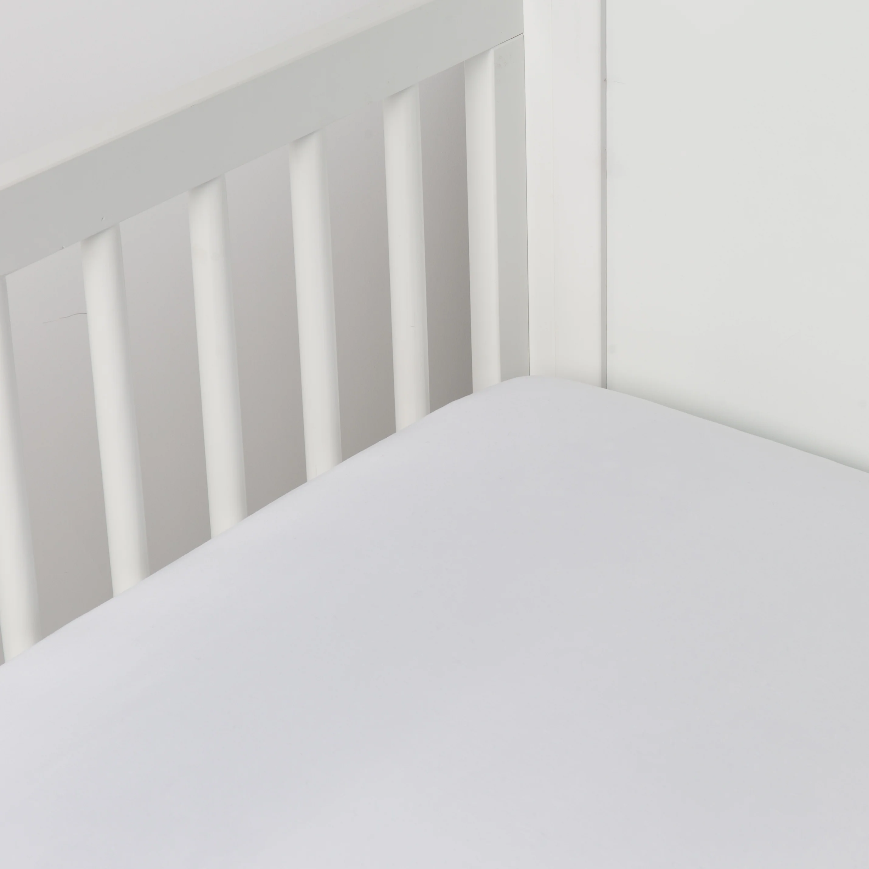 Madera Luxe Crib Sheet - Image 6