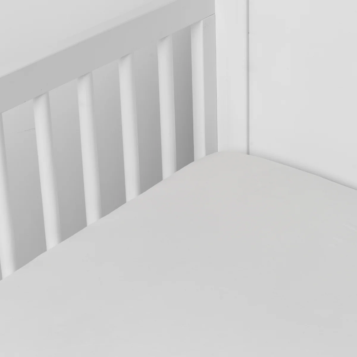 Madera Luxe Crib Sheet - Image 7