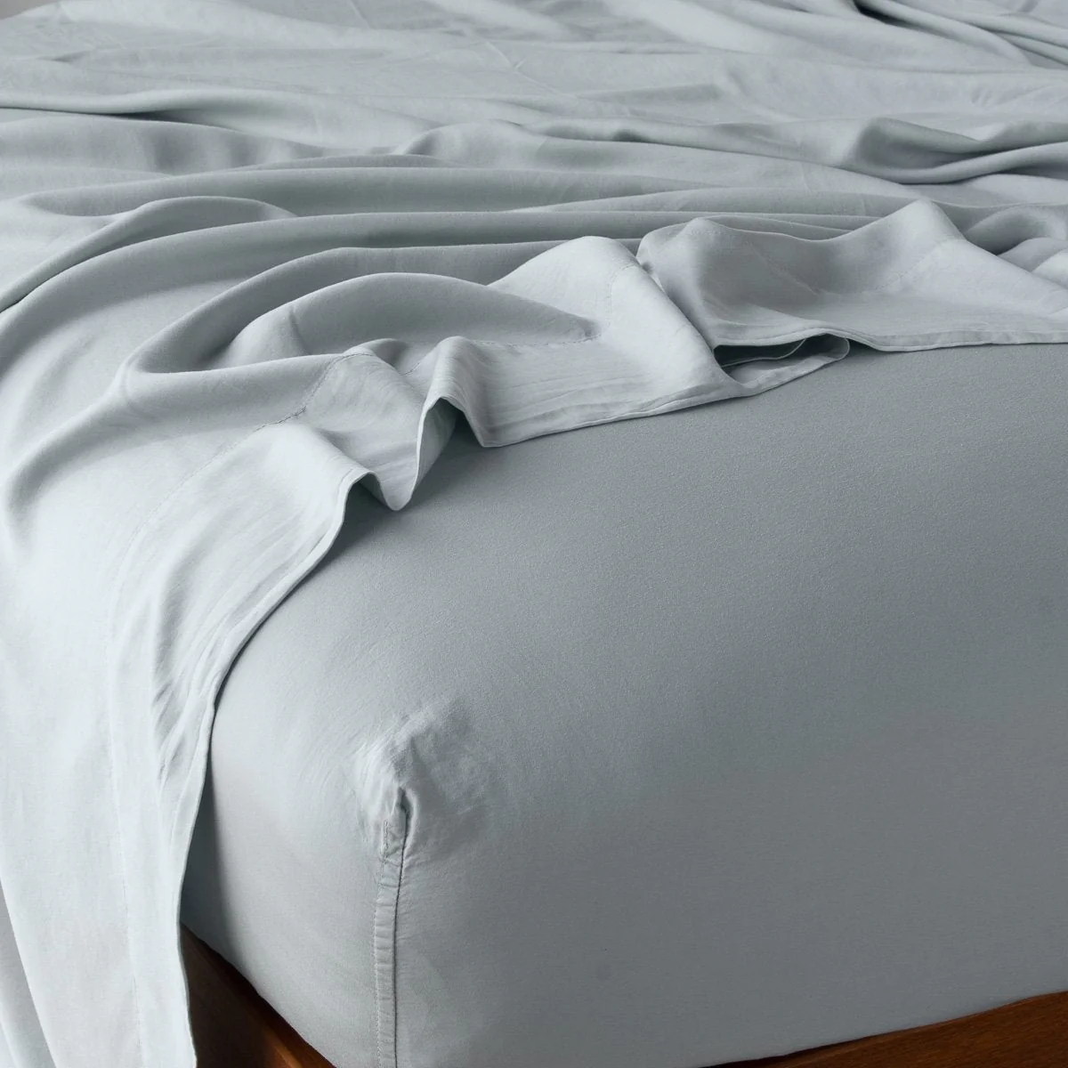 Madera Luxe Fitted Sheet - Image 17