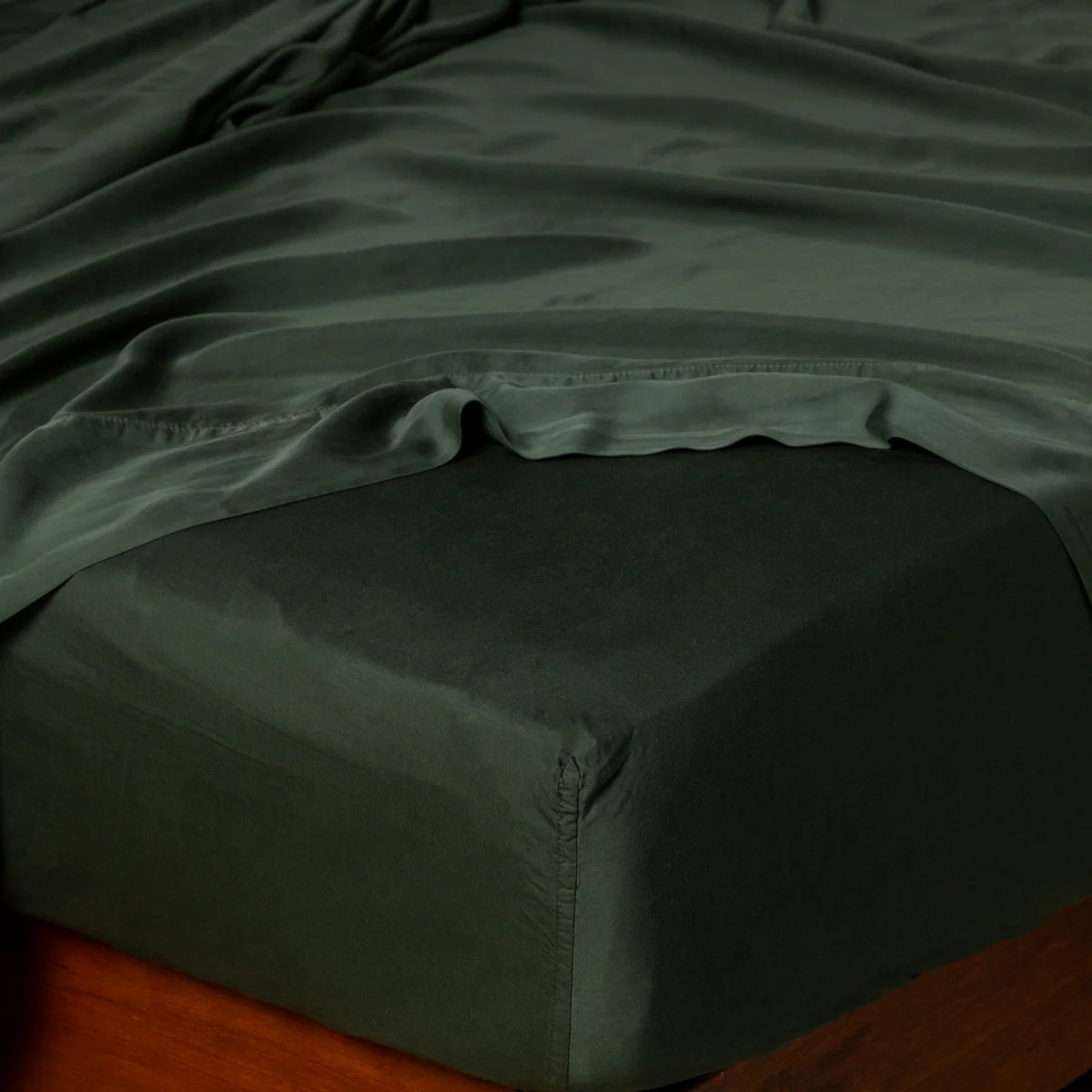 Madera Luxe Fitted Sheet - Image 19
