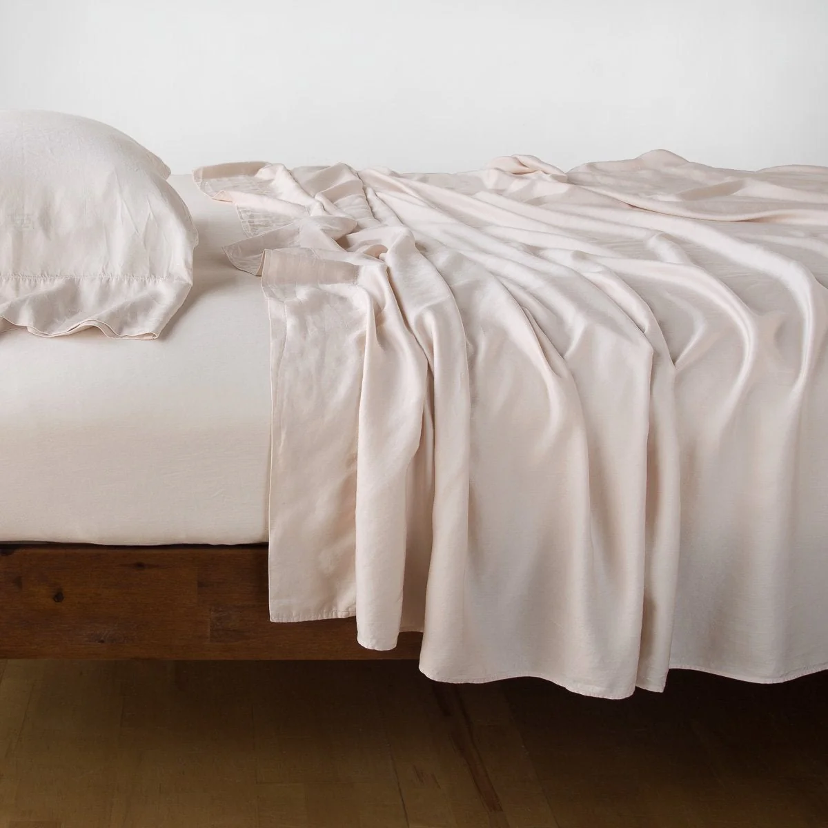 Madera Luxe Fitted Sheet - Image 25