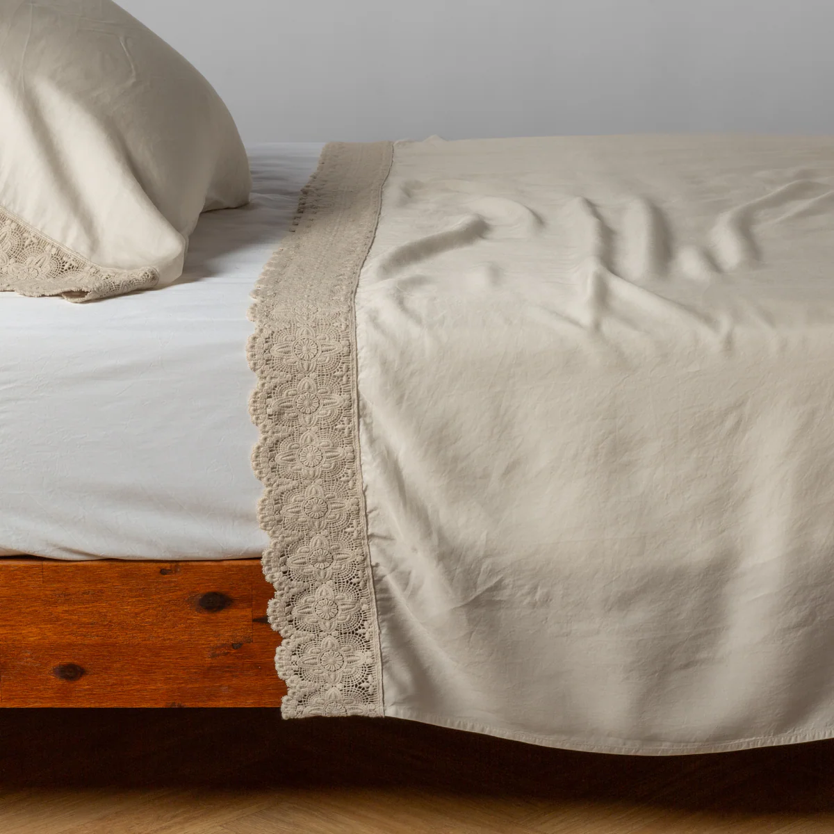 Madera Luxe Flat Sheet - Image 22