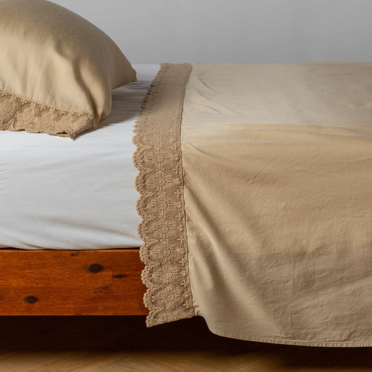 Madera Luxe Flat Sheet - Image 23