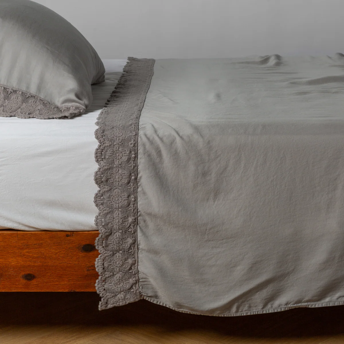 Madera Luxe Flat Sheet - Image 28