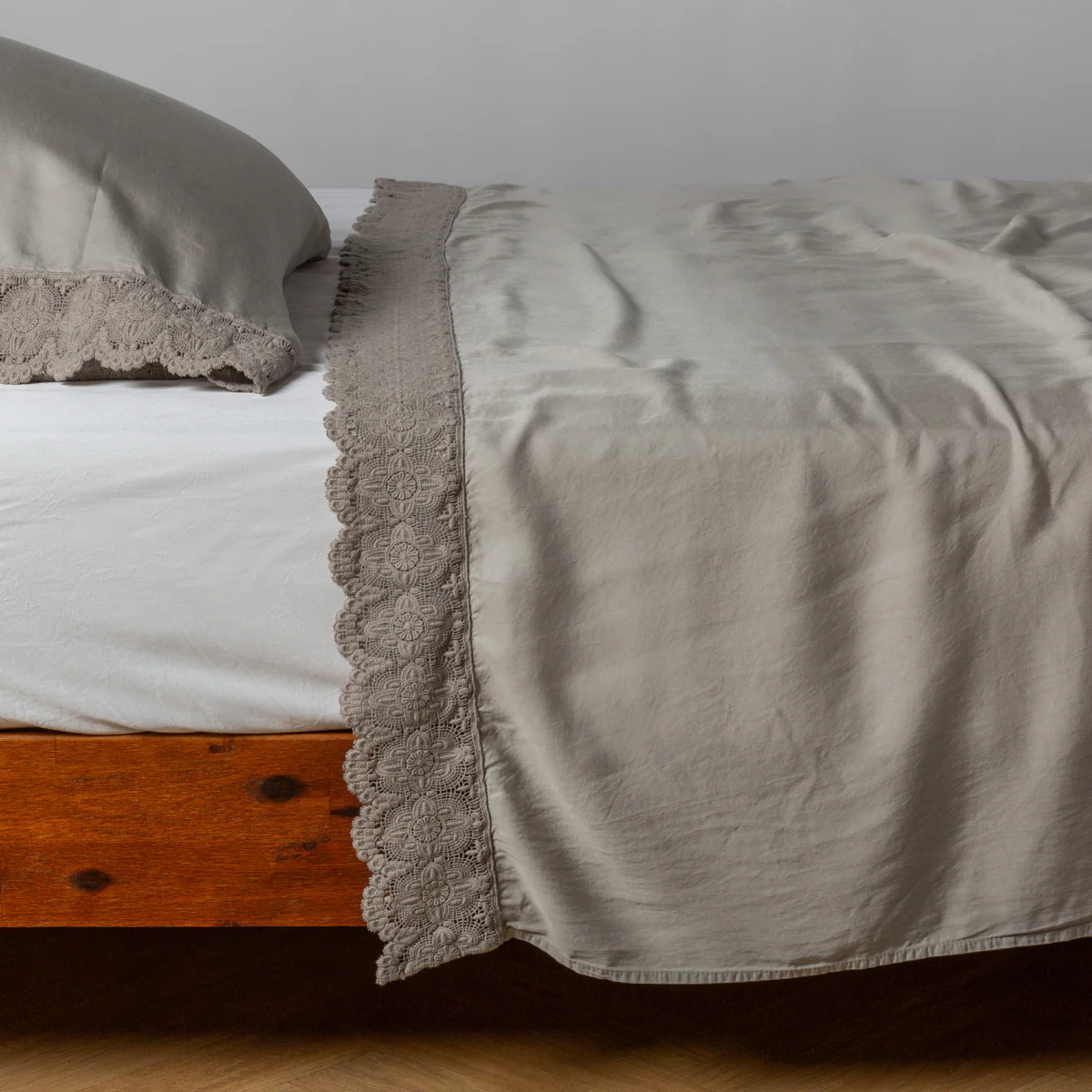 Madera Luxe Flat Sheet - Image 29