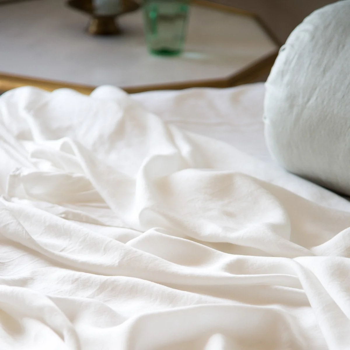 Madera Luxe Twin Flat Sheet - Image 3