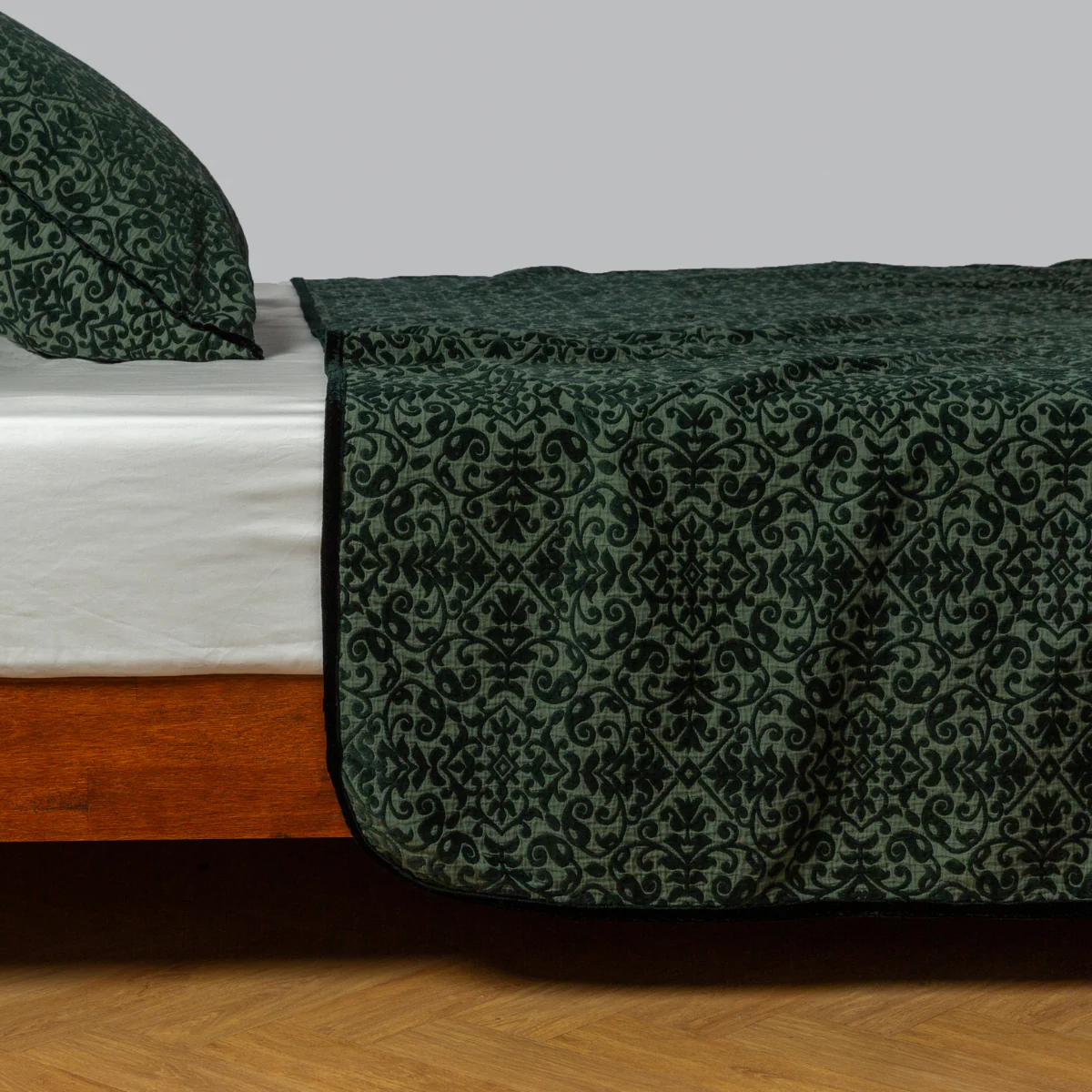 Vienna Twin Coverlet - Image 20